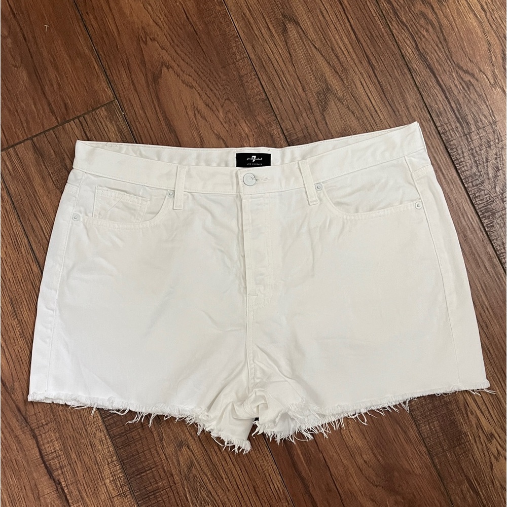 7 for all Mankind, White Monroe Shorts. Button Fly. Size 32